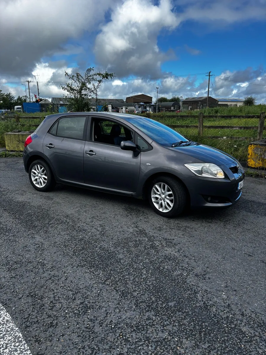 Toyota Auris - Image 3