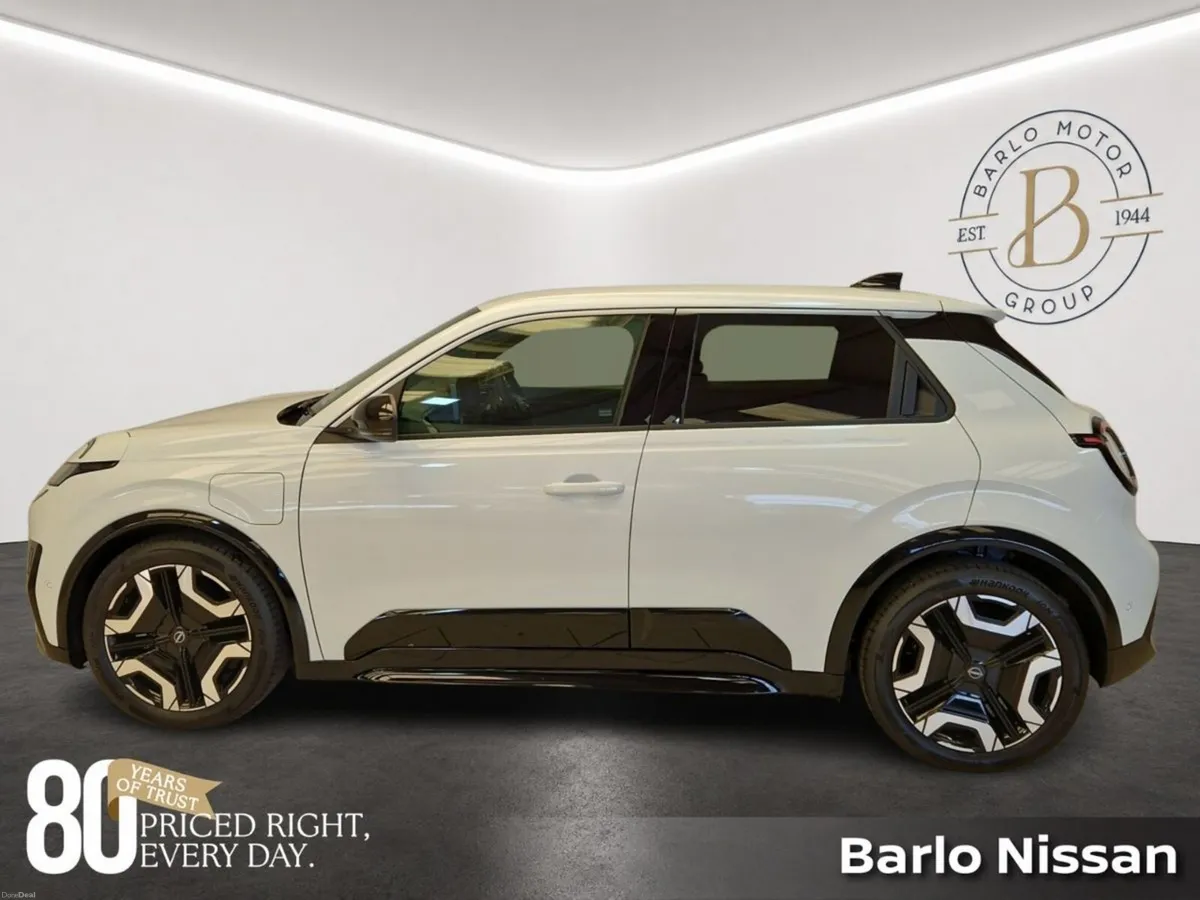 Nissan Micra EV 52KW EVOLVE - Image 5