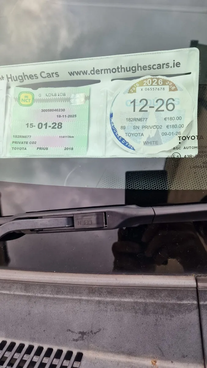TOYOTA PRIUS 7 SEATER - Image 2