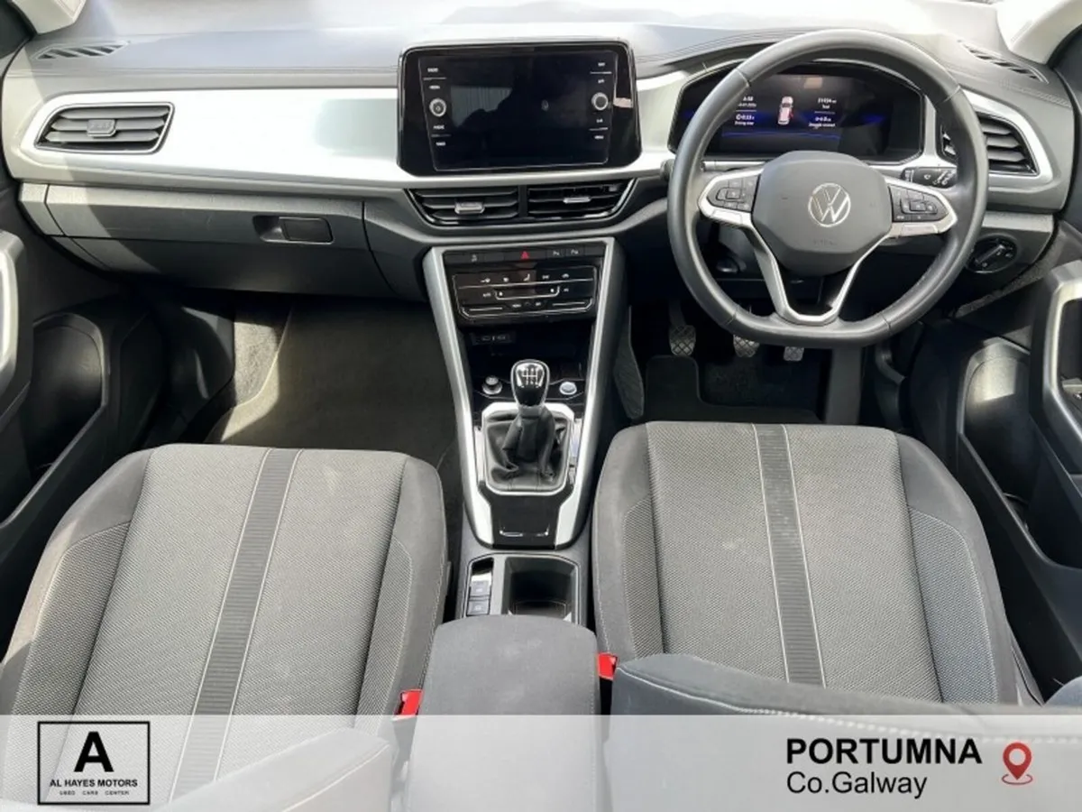 Volkswagen T-Roc EDITION 75 1.0TSI M6F 116HP - Image 2