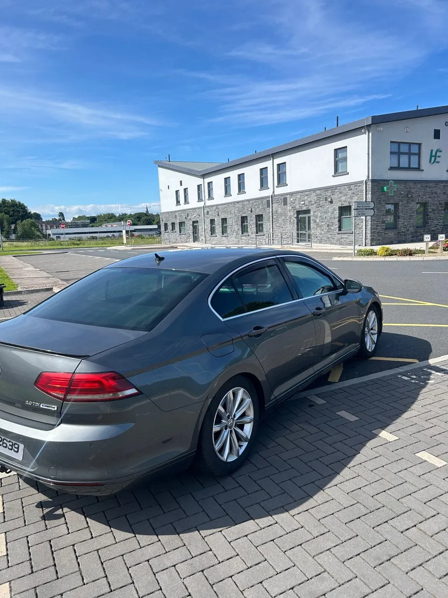 Volkswagen Passat 2015 - Image 4