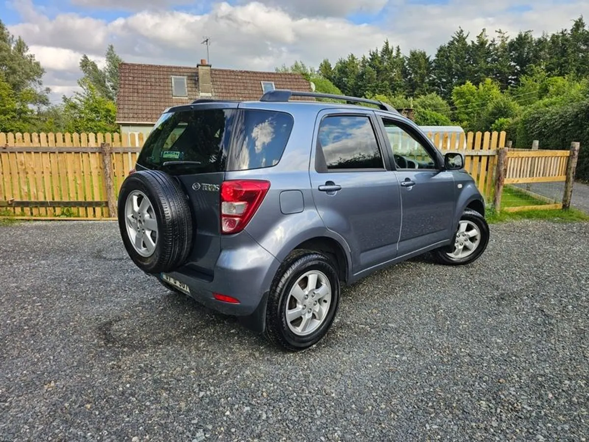 2007 Daihatsu Terios AUTOMATIC - Image 3