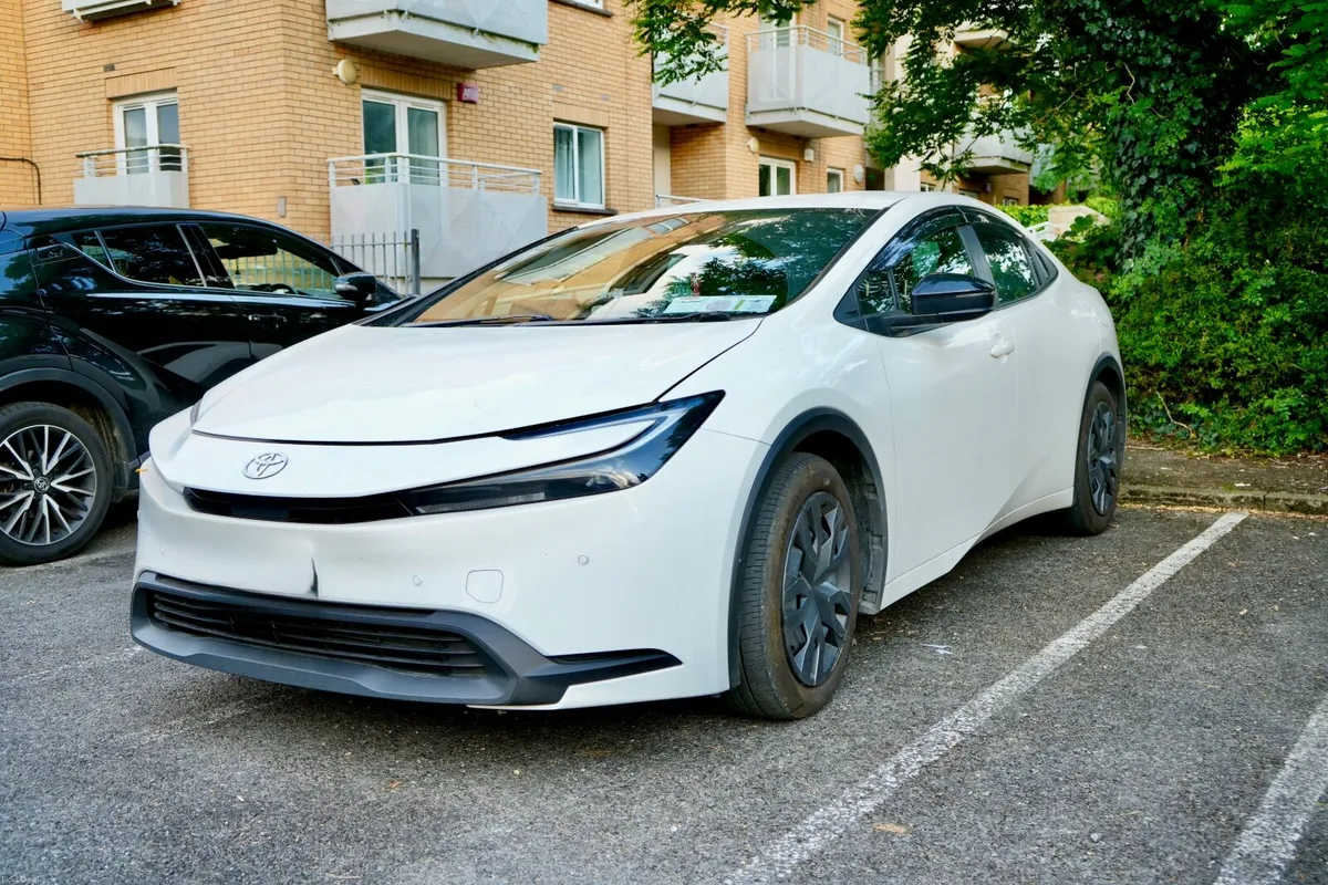 Toyota Prius 2024 - Image 1