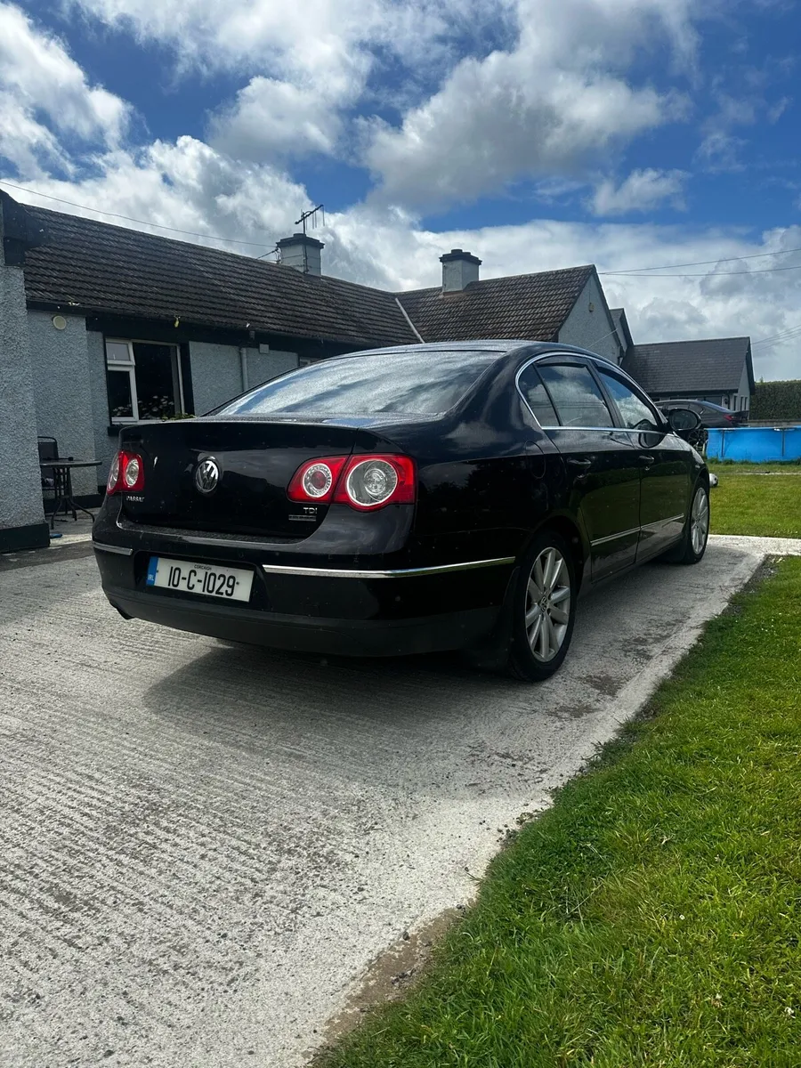 Volkswagen Passat - Image 3
