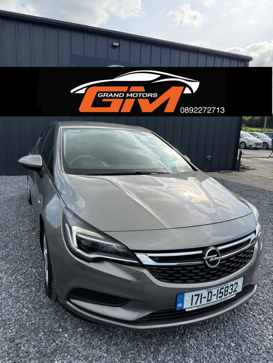 2017 Opel Astra 1.0 Petrol Low Mileage - Image 1