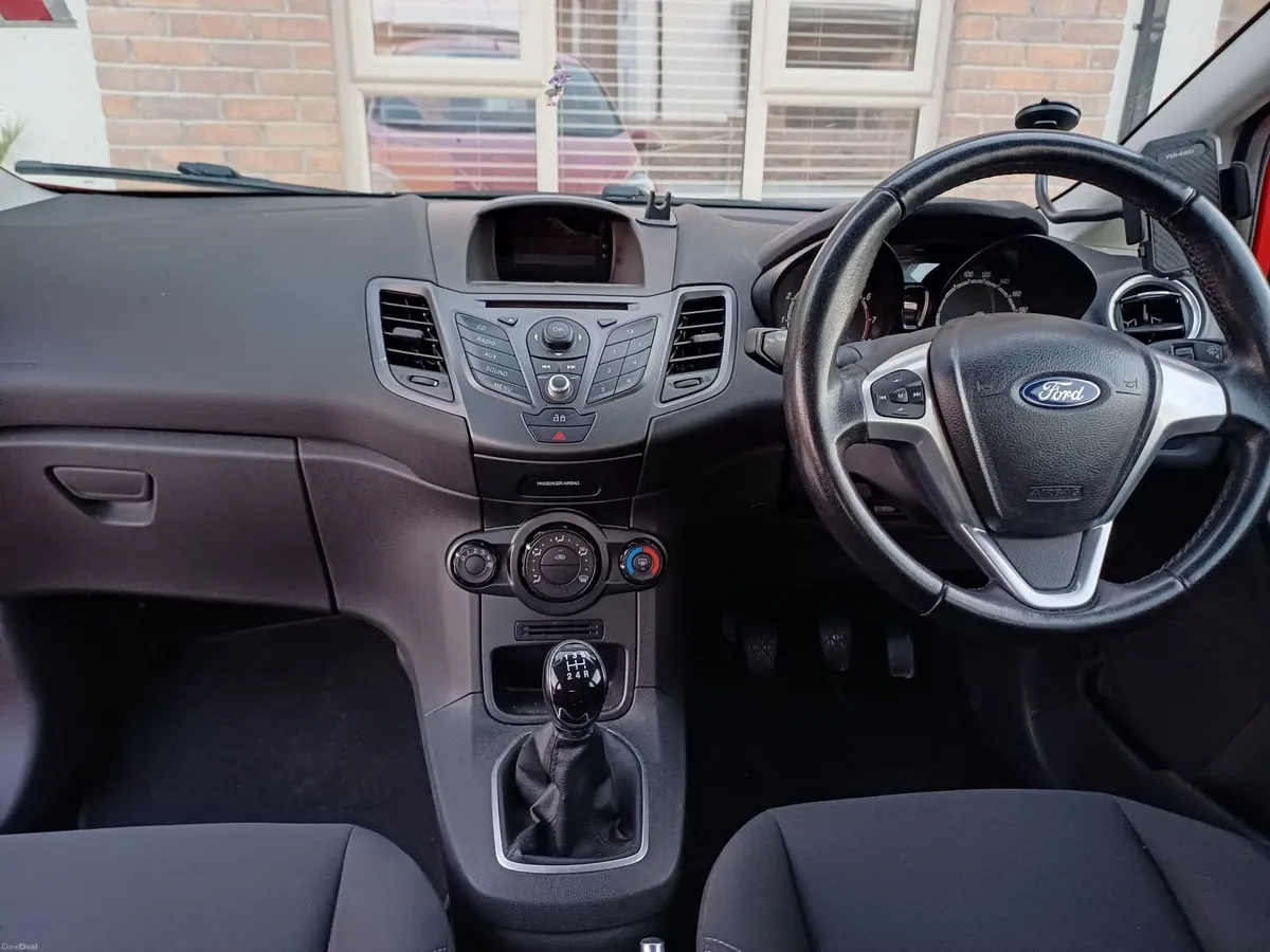 Ford Fiesta 2013 - Image 6