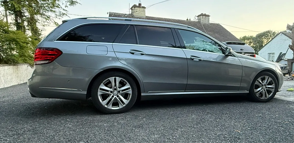 Mercedes E250 - Image 1