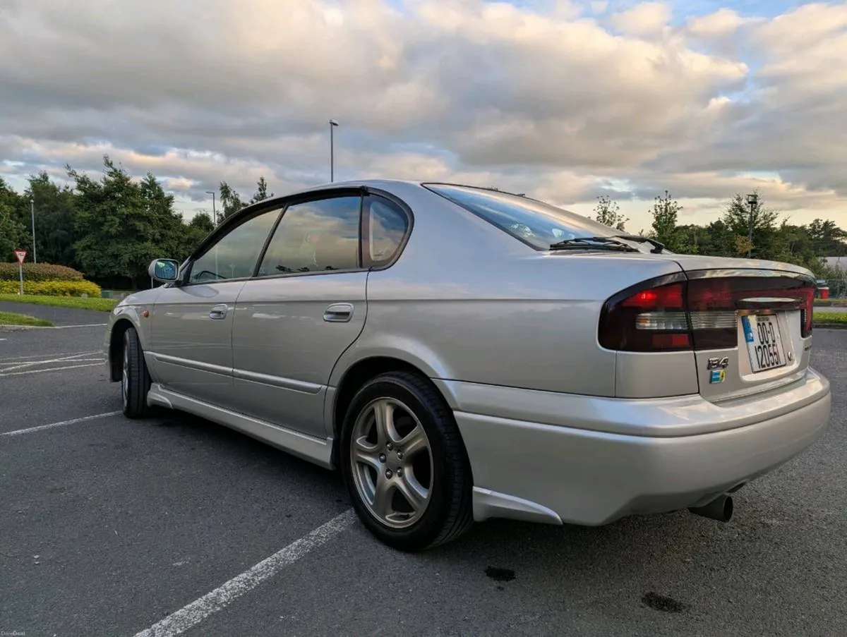 Subaru Legacy B4 (only 79km) - Image 6