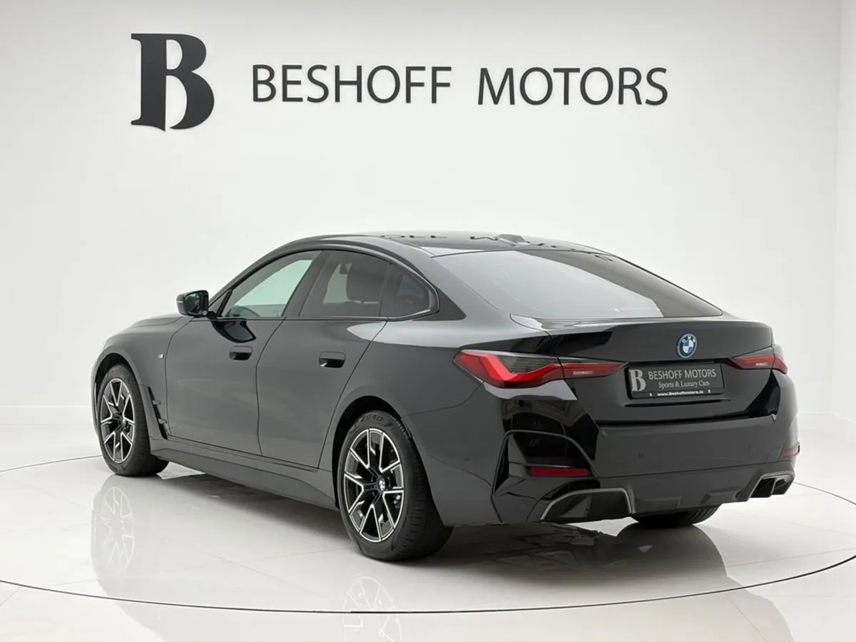 BMW i4 35 M-SPORT=LOW MILES//1 OWNER//252 REG=2 YE - Image 3