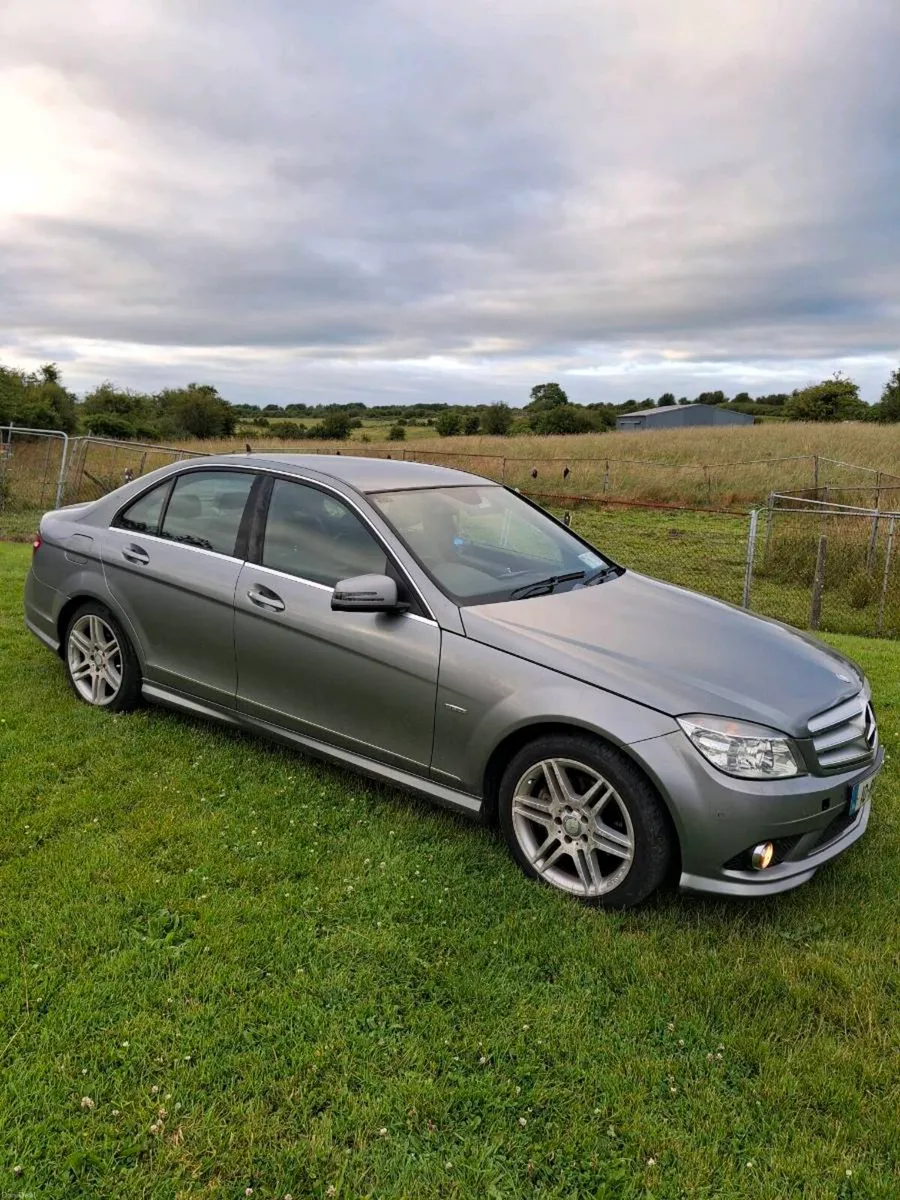 Mercedes C220 - Image 2
