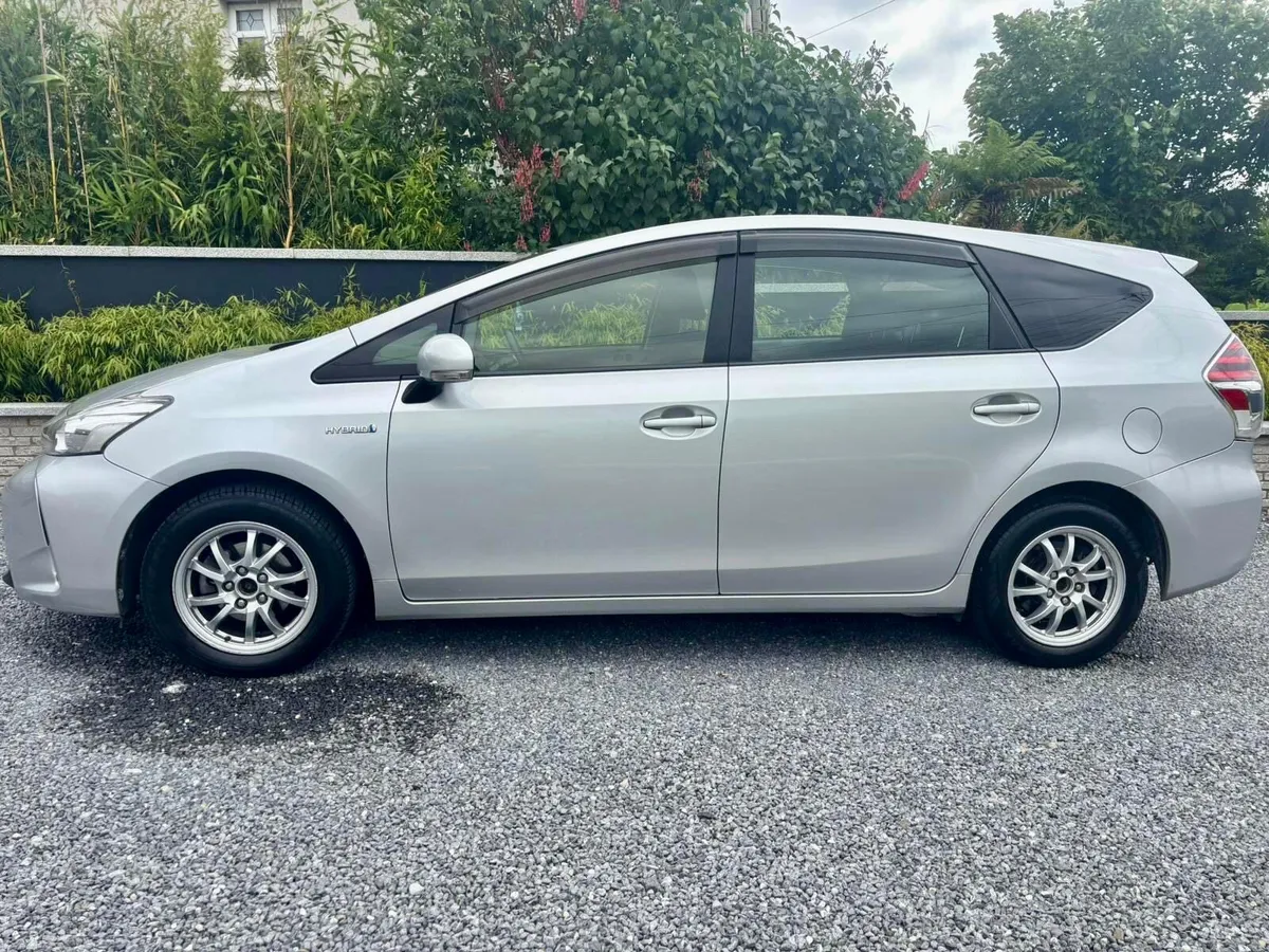 Toyota Prius 2016 hybrid (new Nct) - Image 2