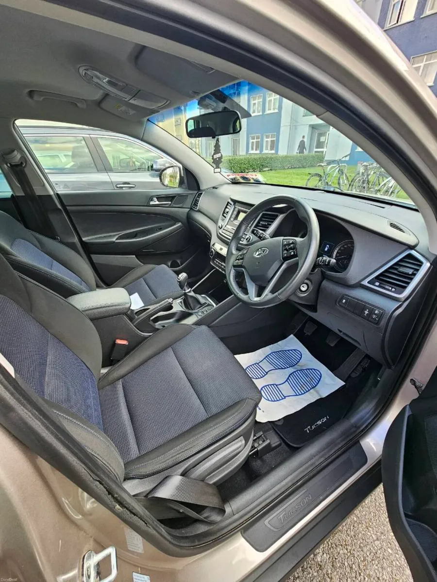 Hyundai Tuson - Image 2