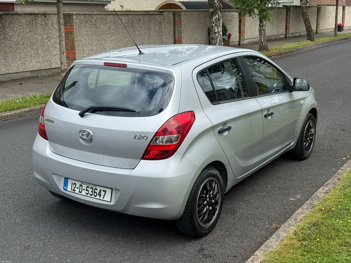 12 Hyundai i20 148k kms NEW NCT 06/27 - Image 4