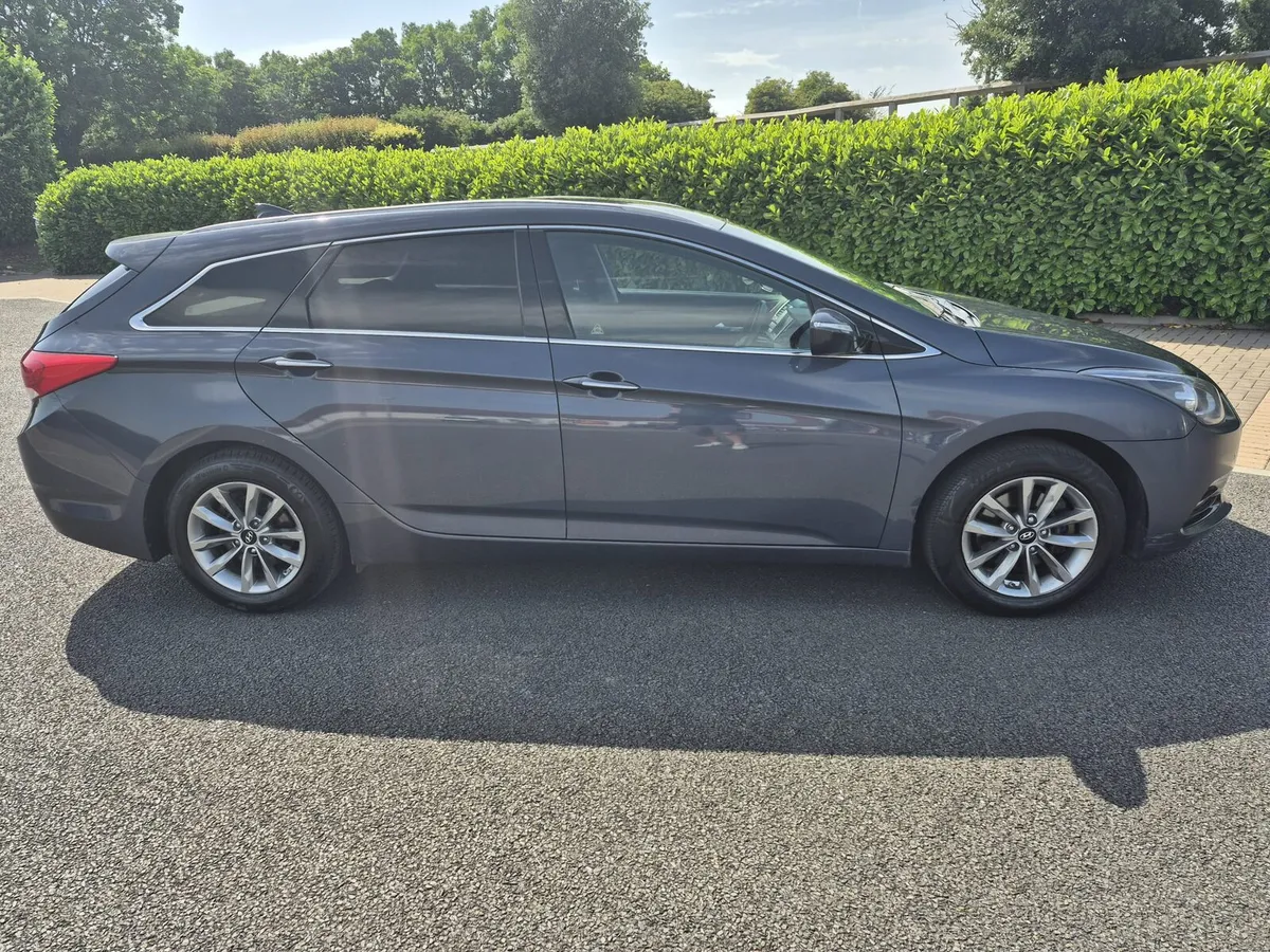 Hyundai i40, est NCT 9/27 low km - Image 5