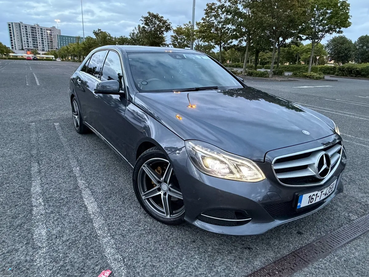 Mercedes E-Class 2016 - Image 2