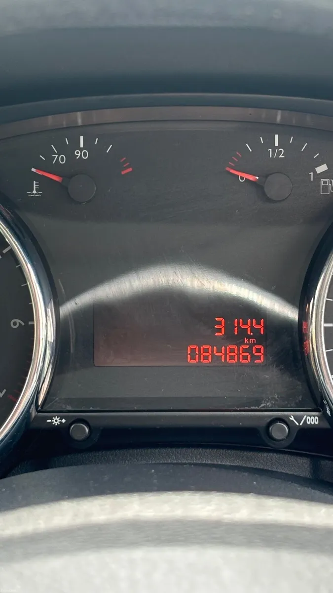 Peugeot 3008 2016 - Image 5