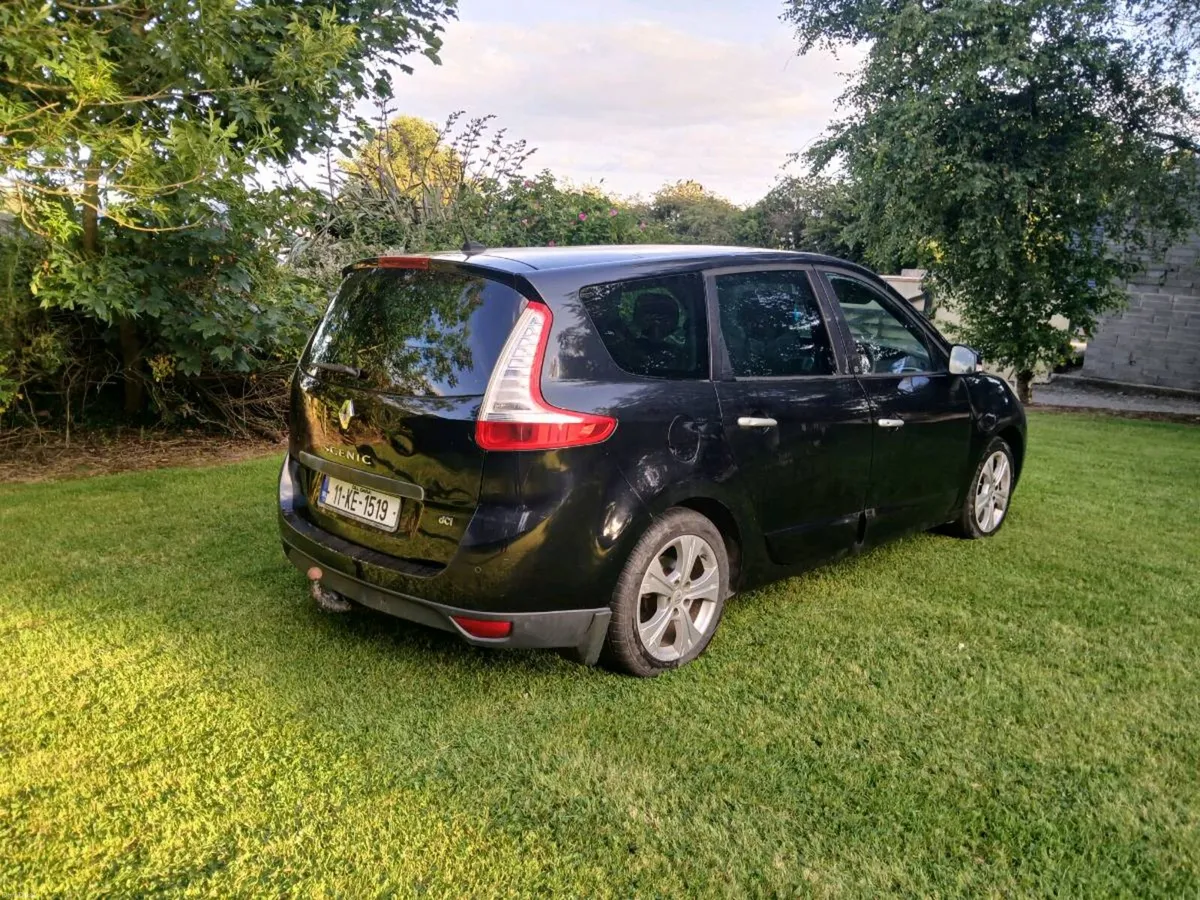 RENAULT GRAND SCÉNIC 7 SEATER AUTO DIESEL - Image 2