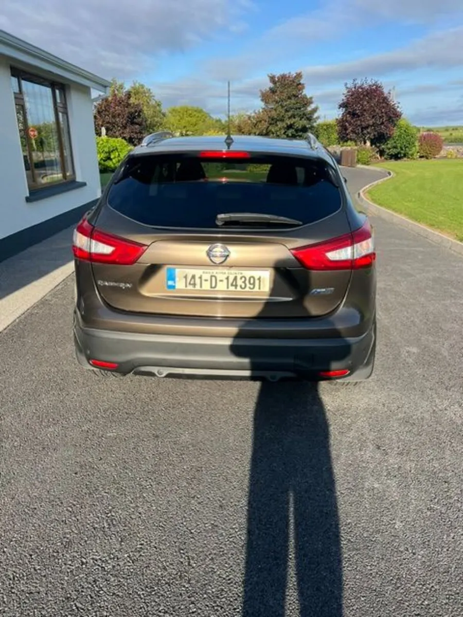 Nissan Qashqai 2014 Diesel Automatic. - Image 2