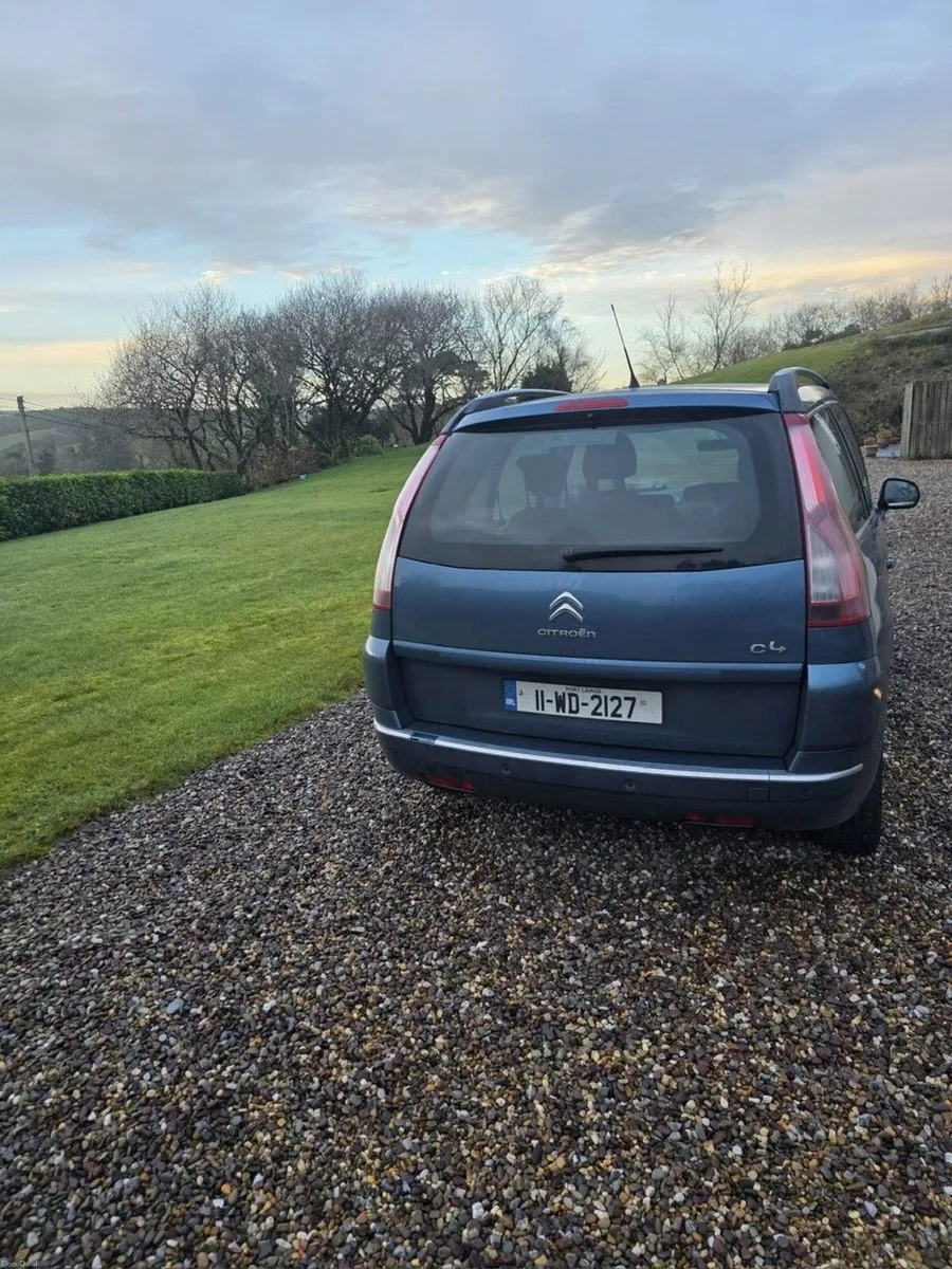 Citroen C4 Picasso 2011 - Image 4