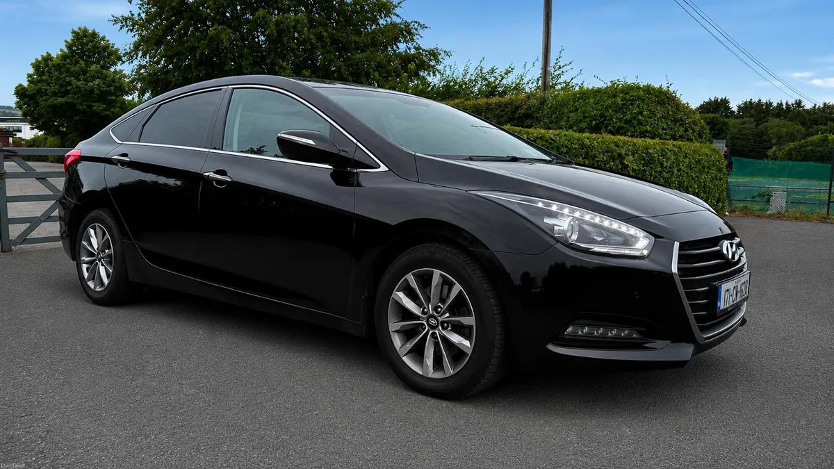 2017 Hyundai i40 - Image 2