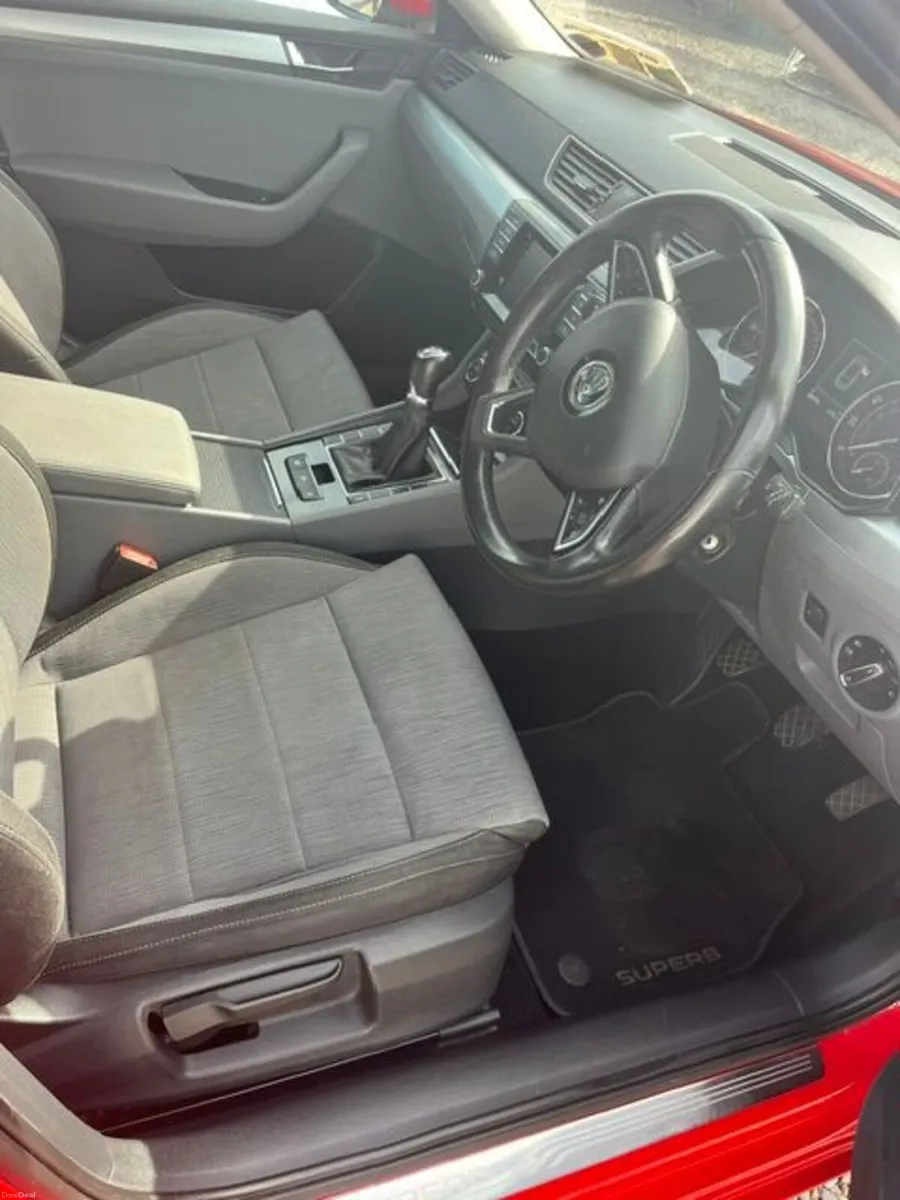Skoda Superb 2016 Diesel 2.0L Estate - Image 5
