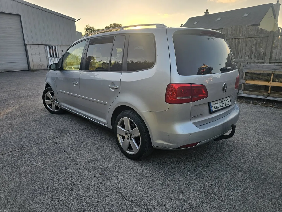 2013 Volkswagen Touran - Image 4