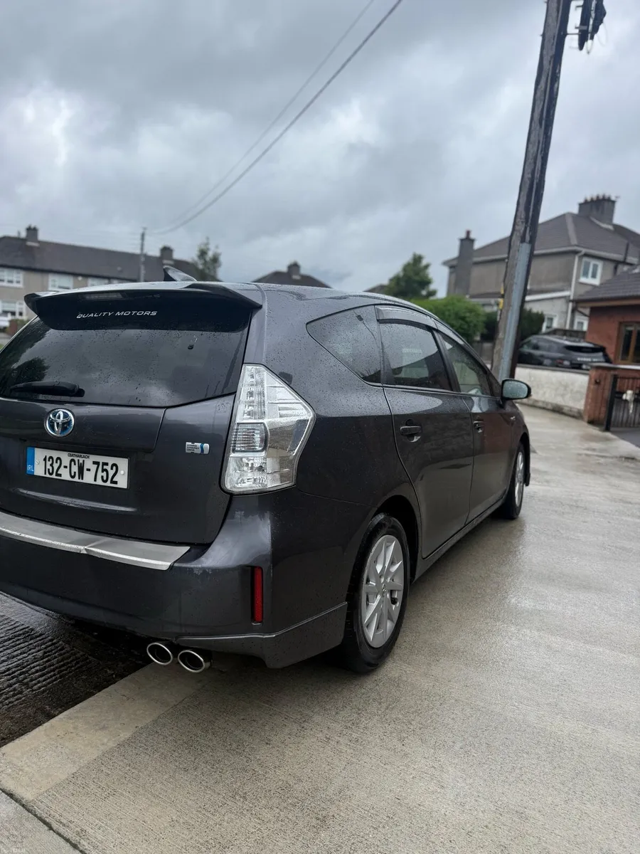 Toyota Prius Alpha 7 seater Automatic - Image 3