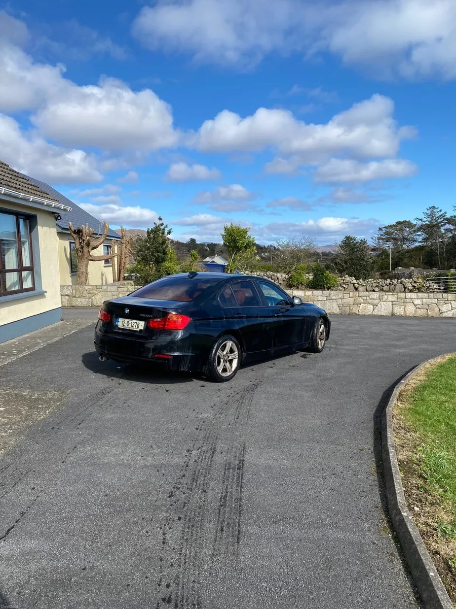 BMW 3-Series 2012 - Image 4