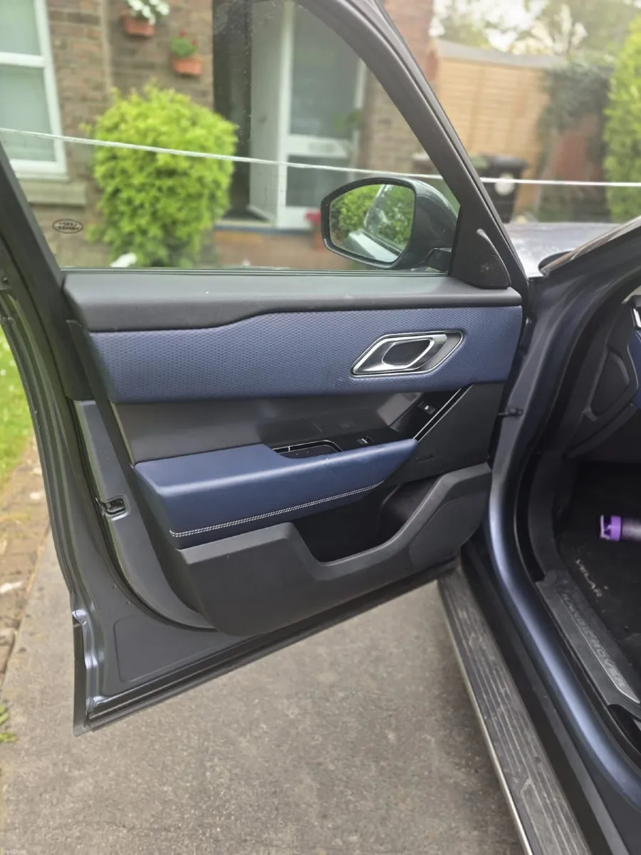 Land Rover Range Rover Velar - Image 6