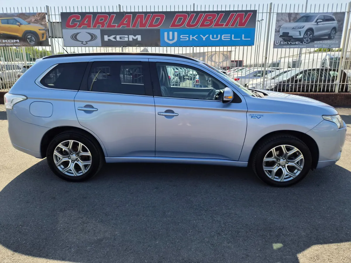 Mitsubishi Outlander 2014 - Image 3