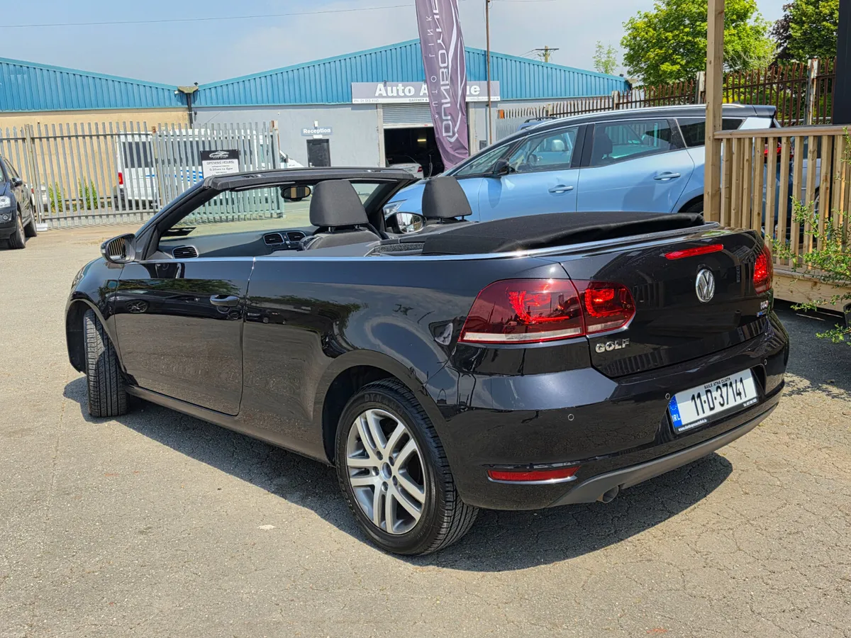 11 VOLKSWAGEN GOLF *CABRIOLET*LOW KMS* - Image 3