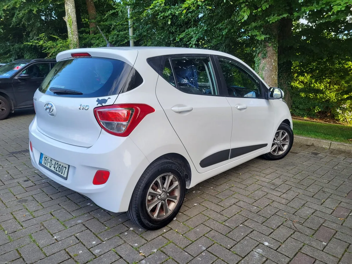 Hyundai i10 2015 Deluxe Model - Image 2