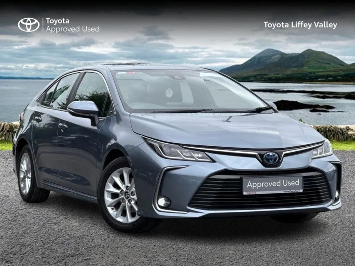 Toyota Corolla COROLLA HYBRID LUNA SALOON - Image 1