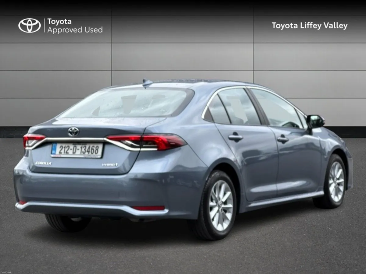 Toyota Corolla COROLLA HYBRID LUNA SALOON - Image 2