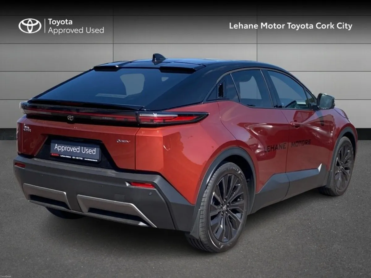 Toyota C-HR C-HR+ Premier - Image 2