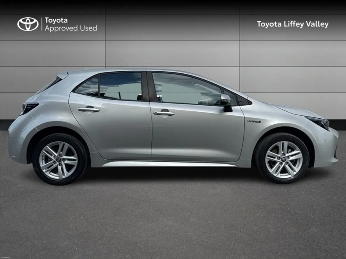 Toyota Corolla COROLLA HYBRID LUNA H/B - Image 3