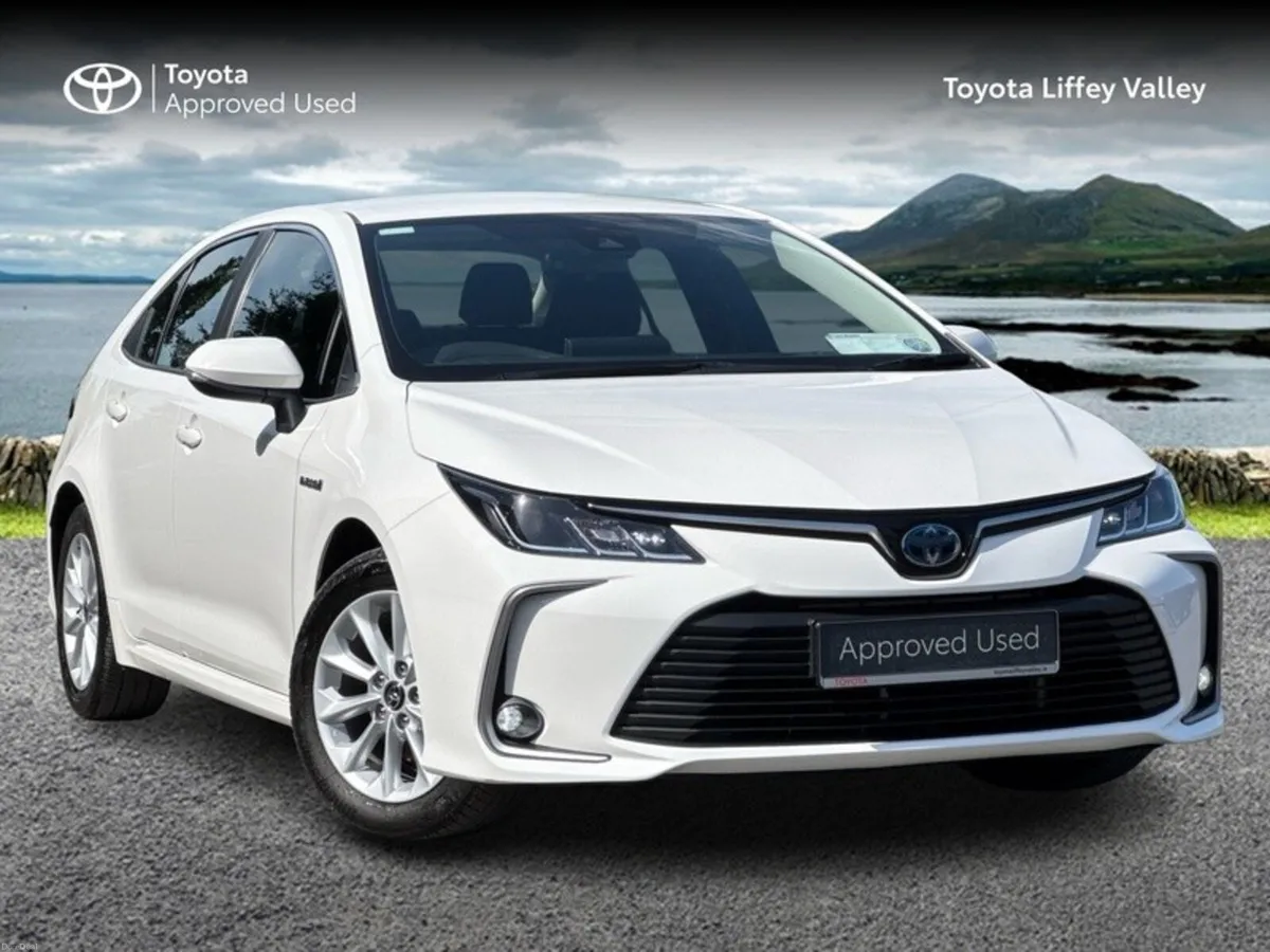 Toyota Corolla COROLLA HYBRID LUNA SALOON - Image 1