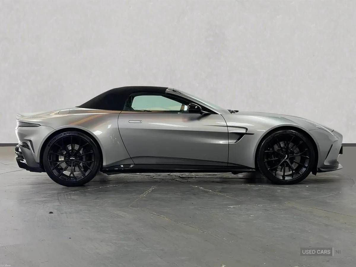 Aston Martin Vantage V8 2Dr Auto - Image 3
