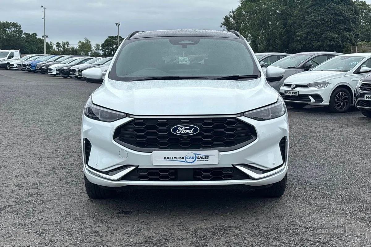 Ford Kuga 2.5 Duratec 14.4kWh PHEV ST-Line X in Fr - Image 4