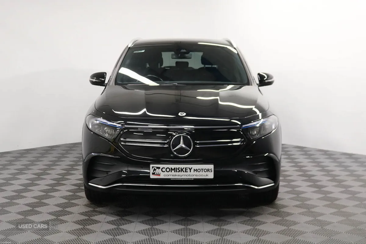 Mercedes-Benz EQA 250+ AMG Line - Image 2