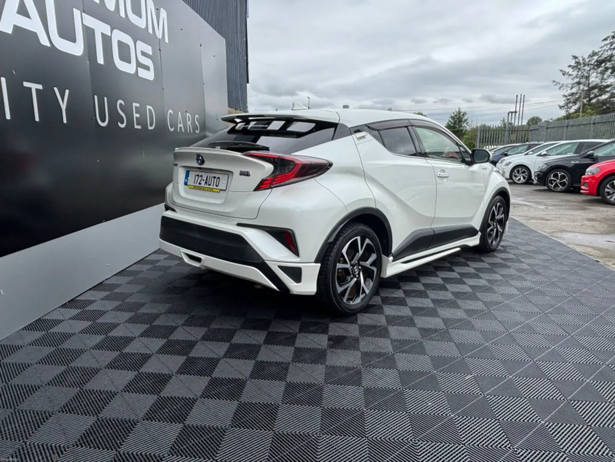Toyota C-HR Toyota C-HR 1.8 self charging hybrid, - Image 3