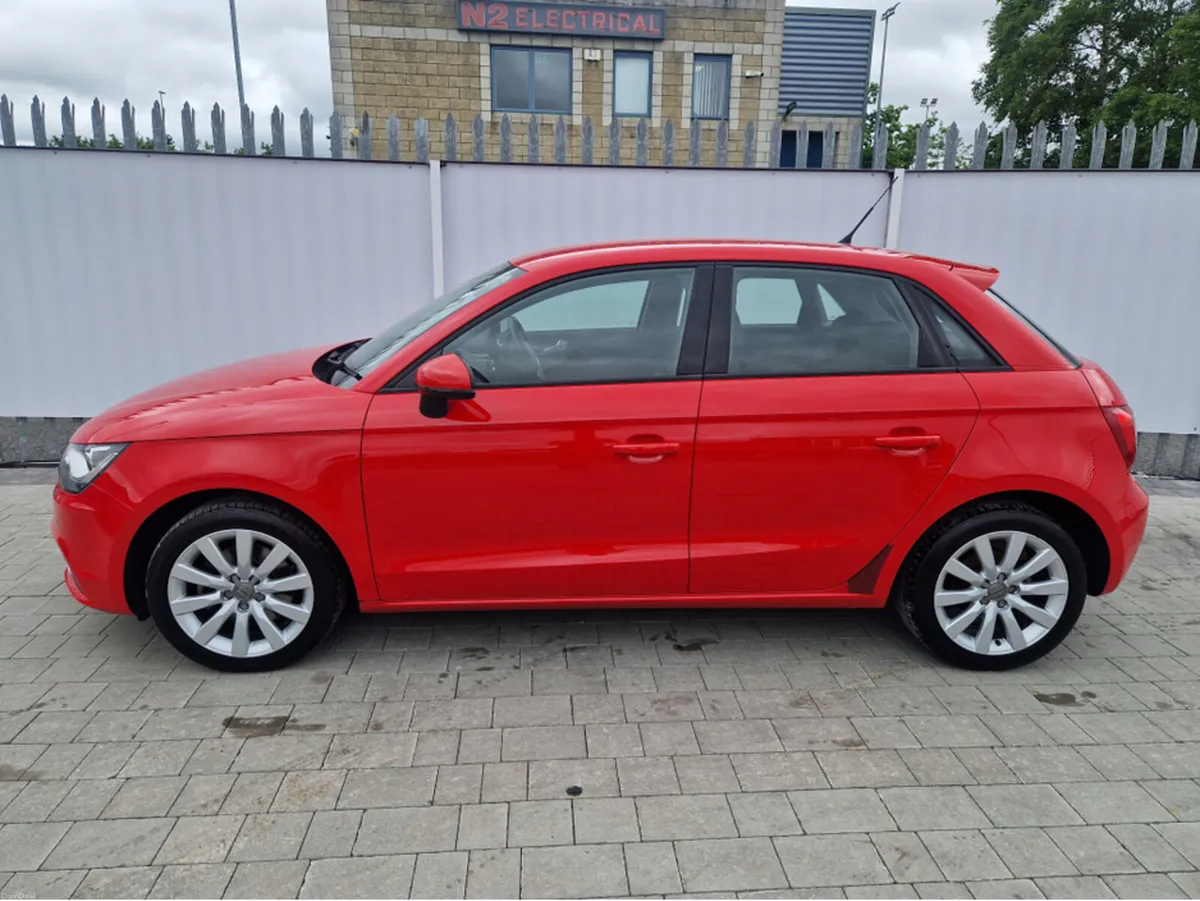 Audi A1 1.4 PETROL AUTO - Image 6