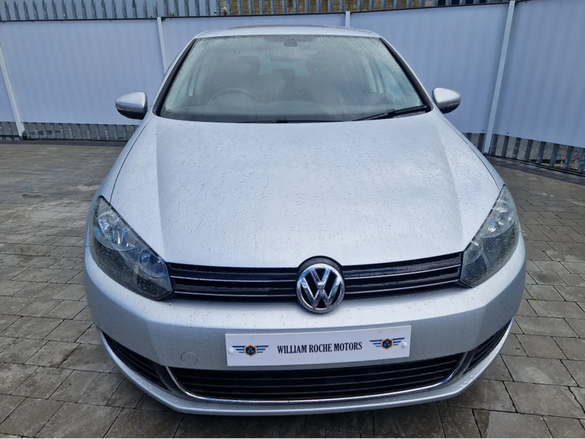 Volkswagen Golf 1.2 PETROL AUTO - Image 3