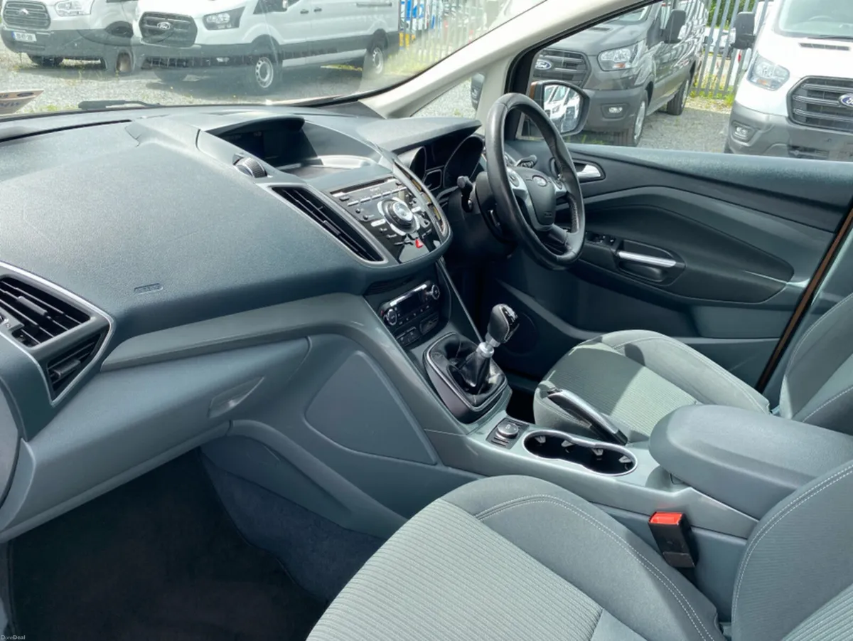 Ford Grand C-Max 2.0 TDCI TITANIUM 138BHP 5DR - Image 3