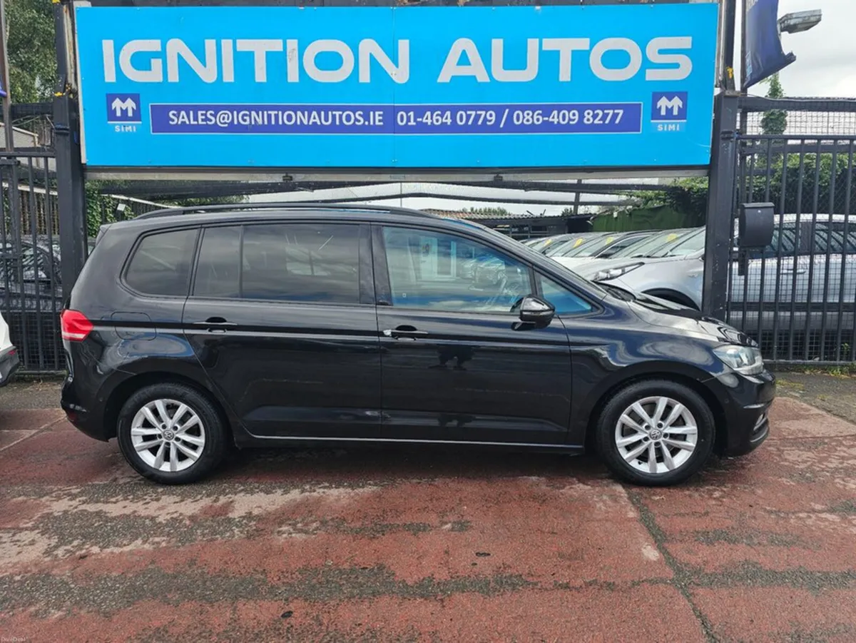 Volkswagen Touran 1.6 TDI, 7 SEATS, SLID & TILT SU - Image 2