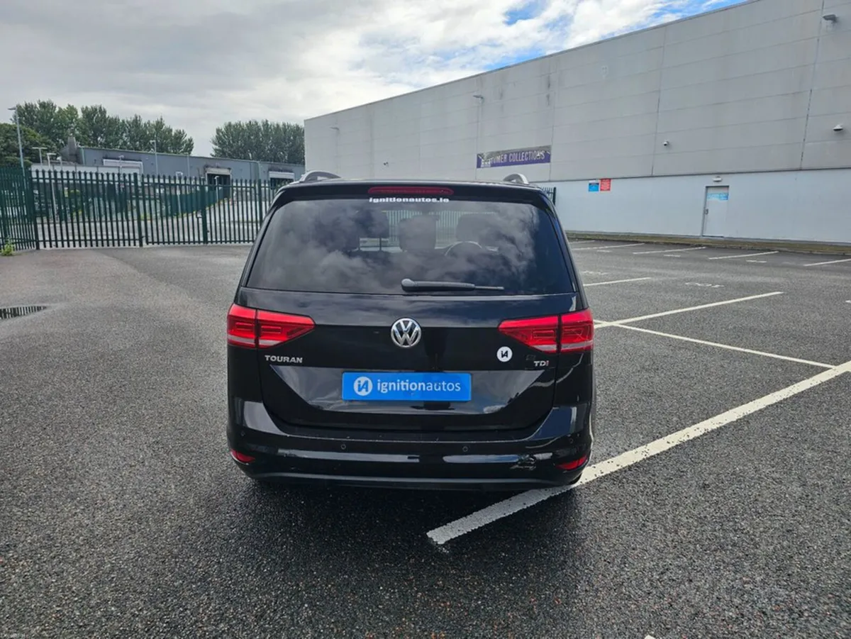 Volkswagen Touran 1.6 TDI, 7 SEATS, SLID & TILT SU - Image 3