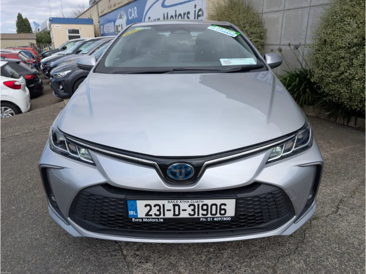 Toyota Corolla LUNA HYBRID 1.8L PETROL //AUTOMATIC - Image 2