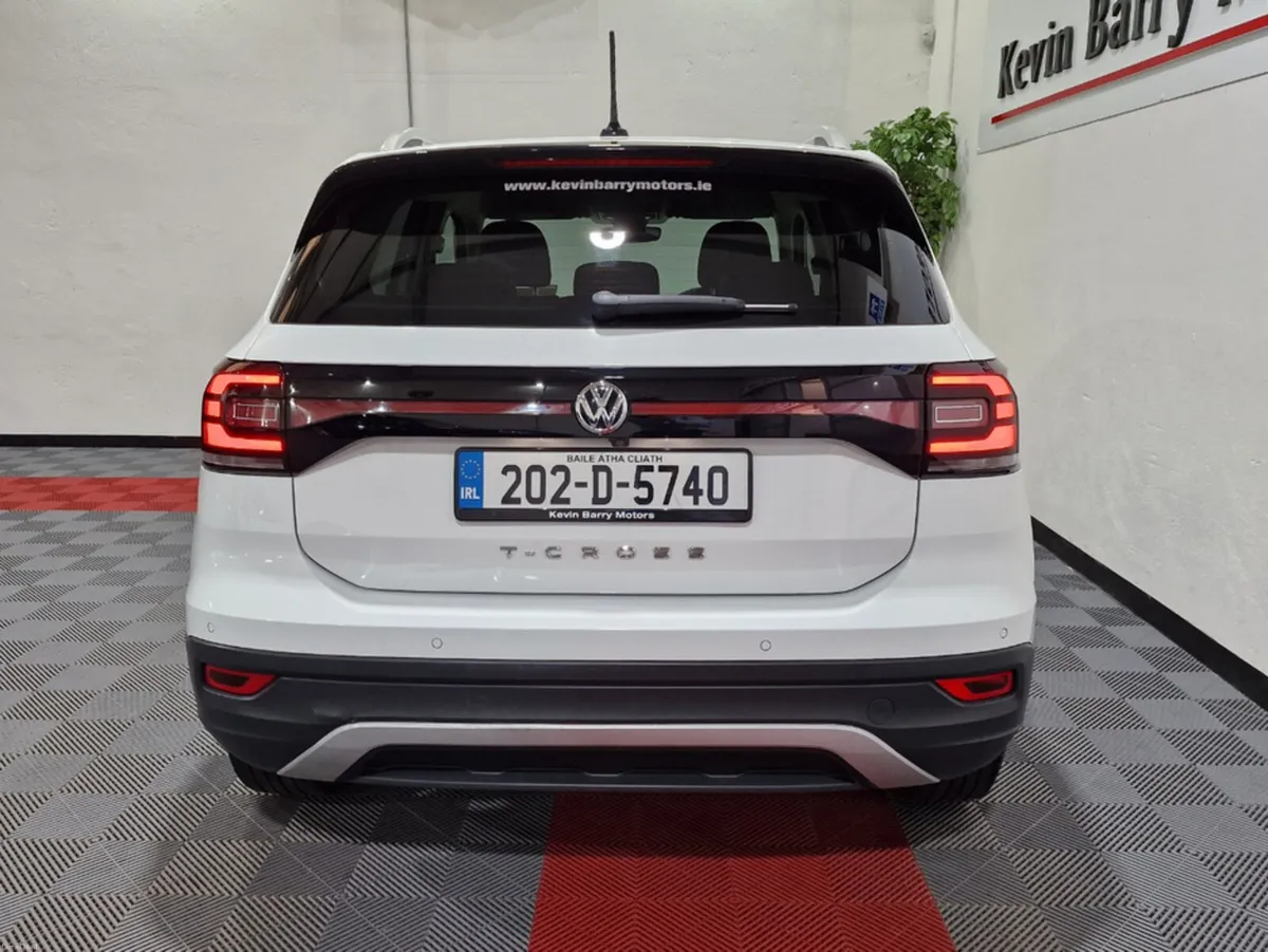 Volkswagen T-Cross 1.0TSi STYLE 115BHP 6 SPEED MAN - Image 4