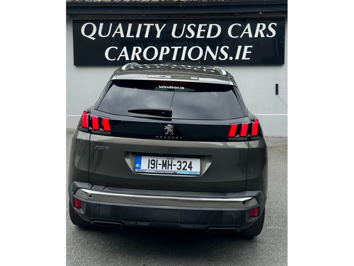 Peugeot 3008 ALLURE 1.2 130 4DR - Image 6