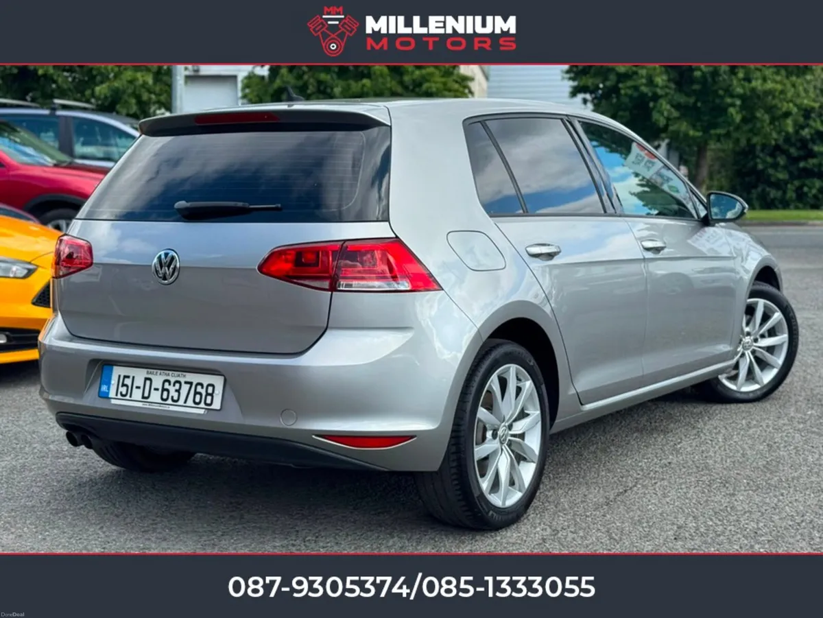 Volkswagen Golf TOP SPEC//IMMACULATE//LOW KMS - Image 3
